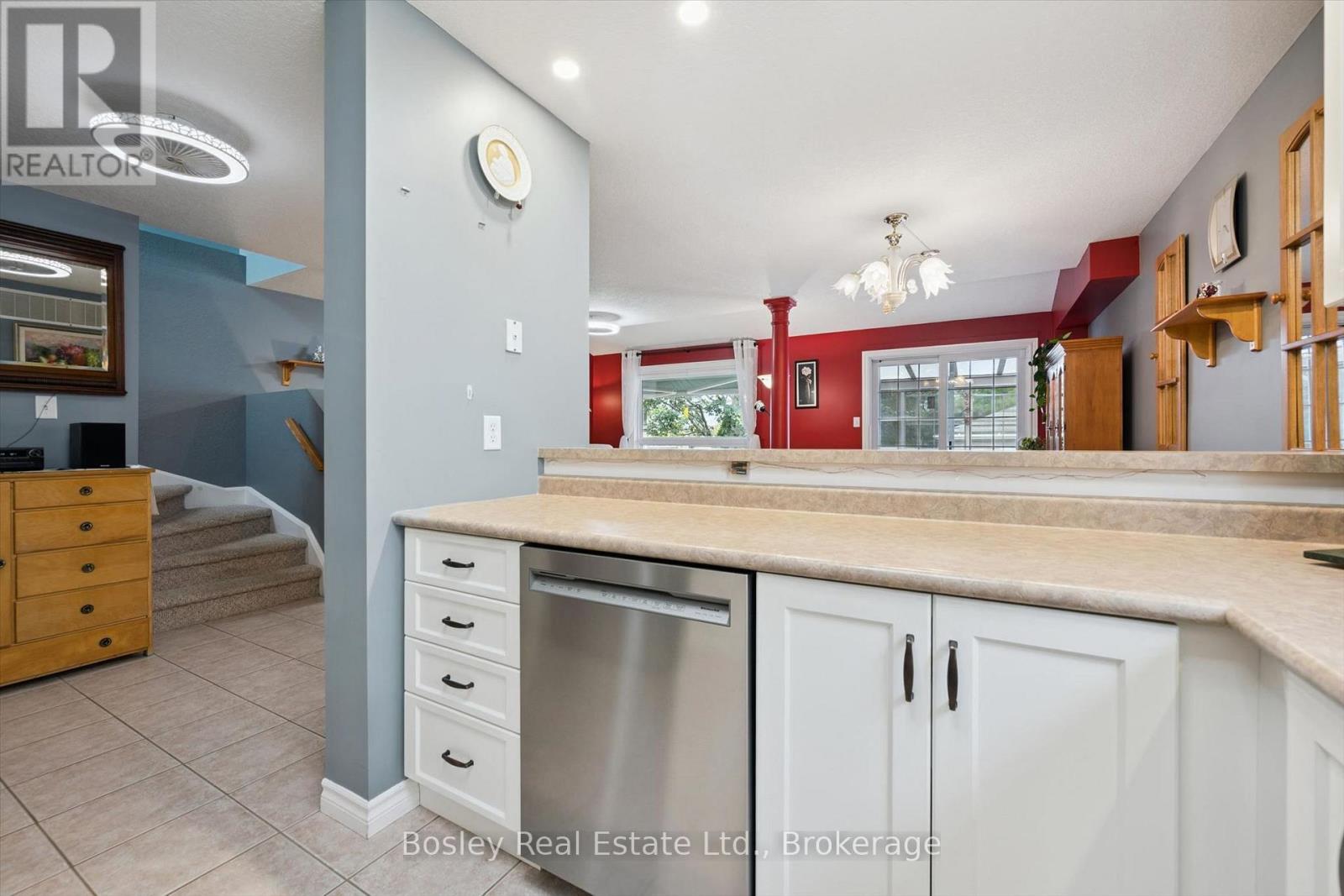 292 Millburn Boulevard, Centre Wellington, Ontario  N1M 3S3 - Photo 13 - X13813520