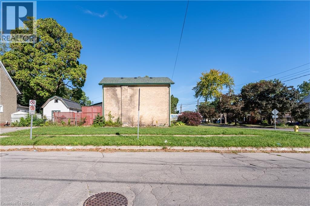 129 Erie Avenue, Brantford, Ontario  N3S 2G3 - Photo 17 - 40862672