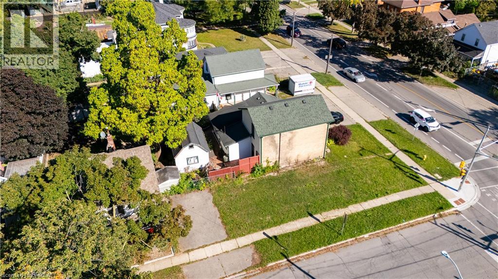 129 Erie Avenue, Brantford, Ontario  N3S 2G3 - Photo 3 - 40862672