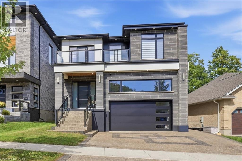 320 OTTERBEIN Road, Kitchener, Ontario