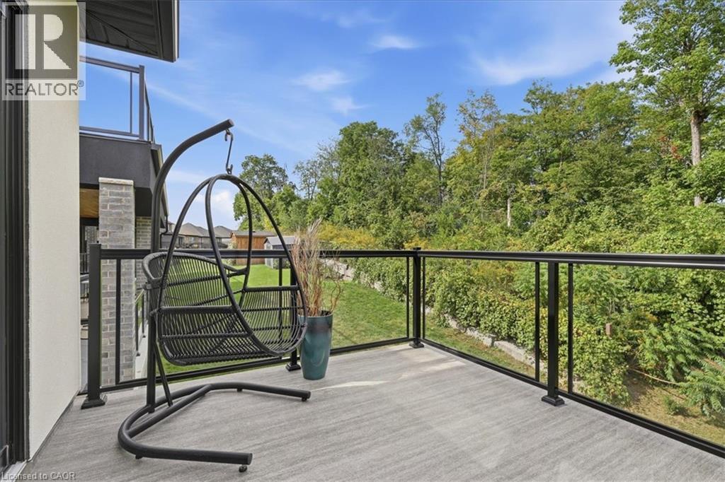 320 Otterbein Road, Kitchener, Ontario  N2B 0A7 - Photo 35 - 40864636