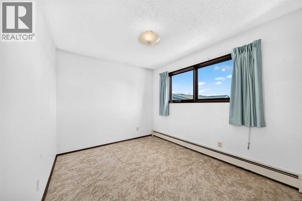 4632 Montana Drive NW, Calgary, Alberta  T3B 1G1 - Photo 14 - A2344105