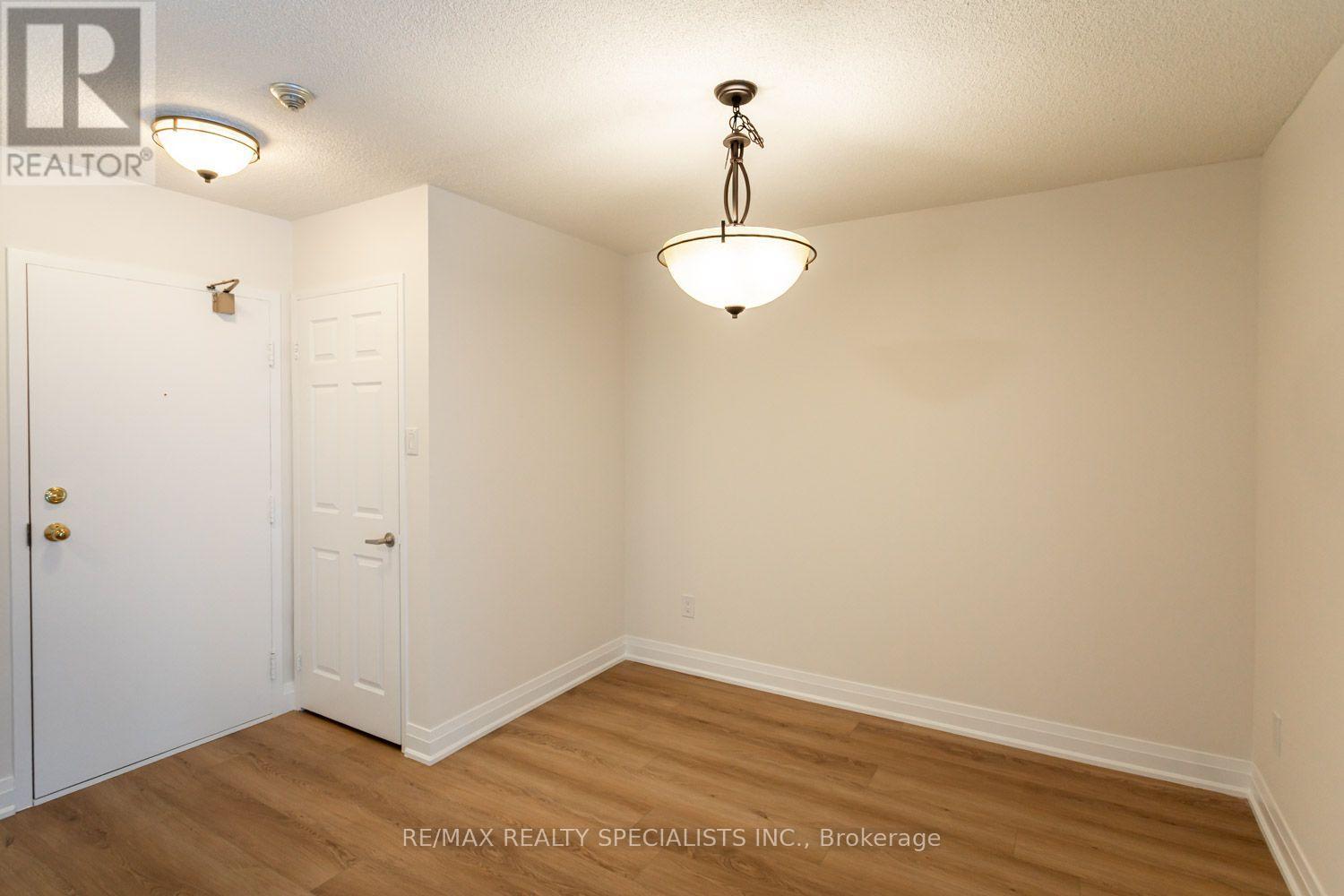 307 - 26 Hanover Road, Brampton, Ontario  L6S 4T2 - Photo 15 - W13813348