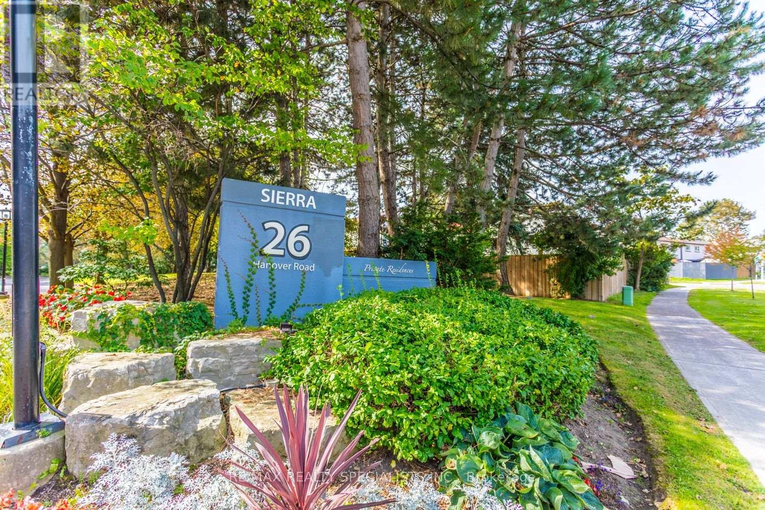 307 - 26 Hanover Road, Brampton, Ontario  L6S 4T2 - Photo 3 - W13813348