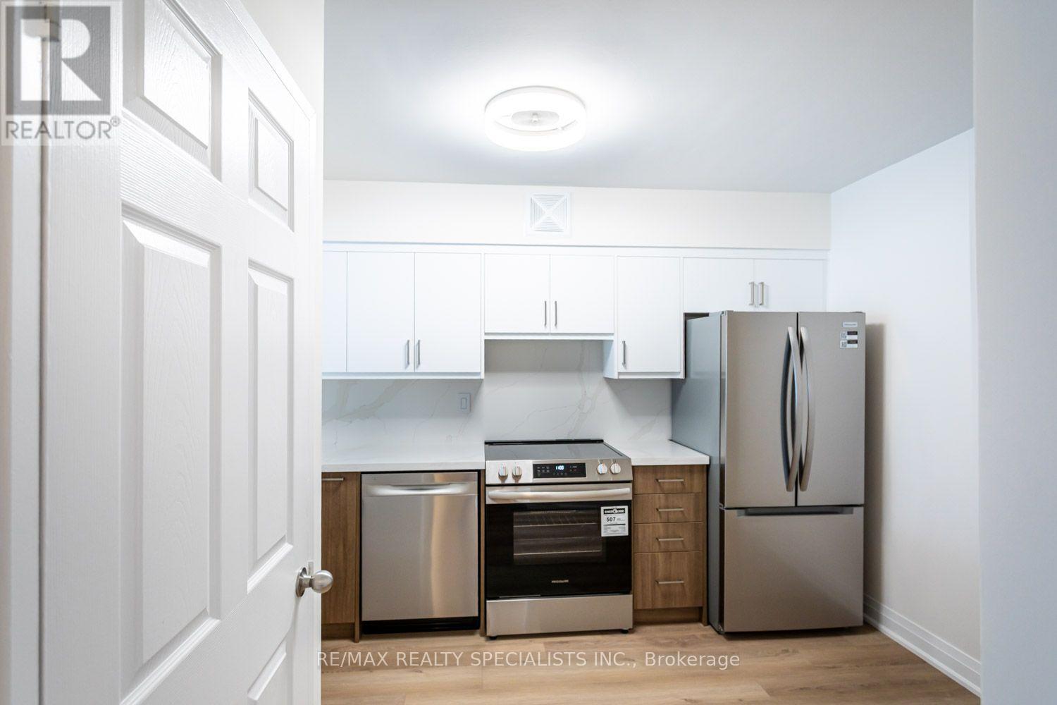 307 - 26 Hanover Road, Brampton, Ontario  L6S 4T2 - Photo 6 - W13813348