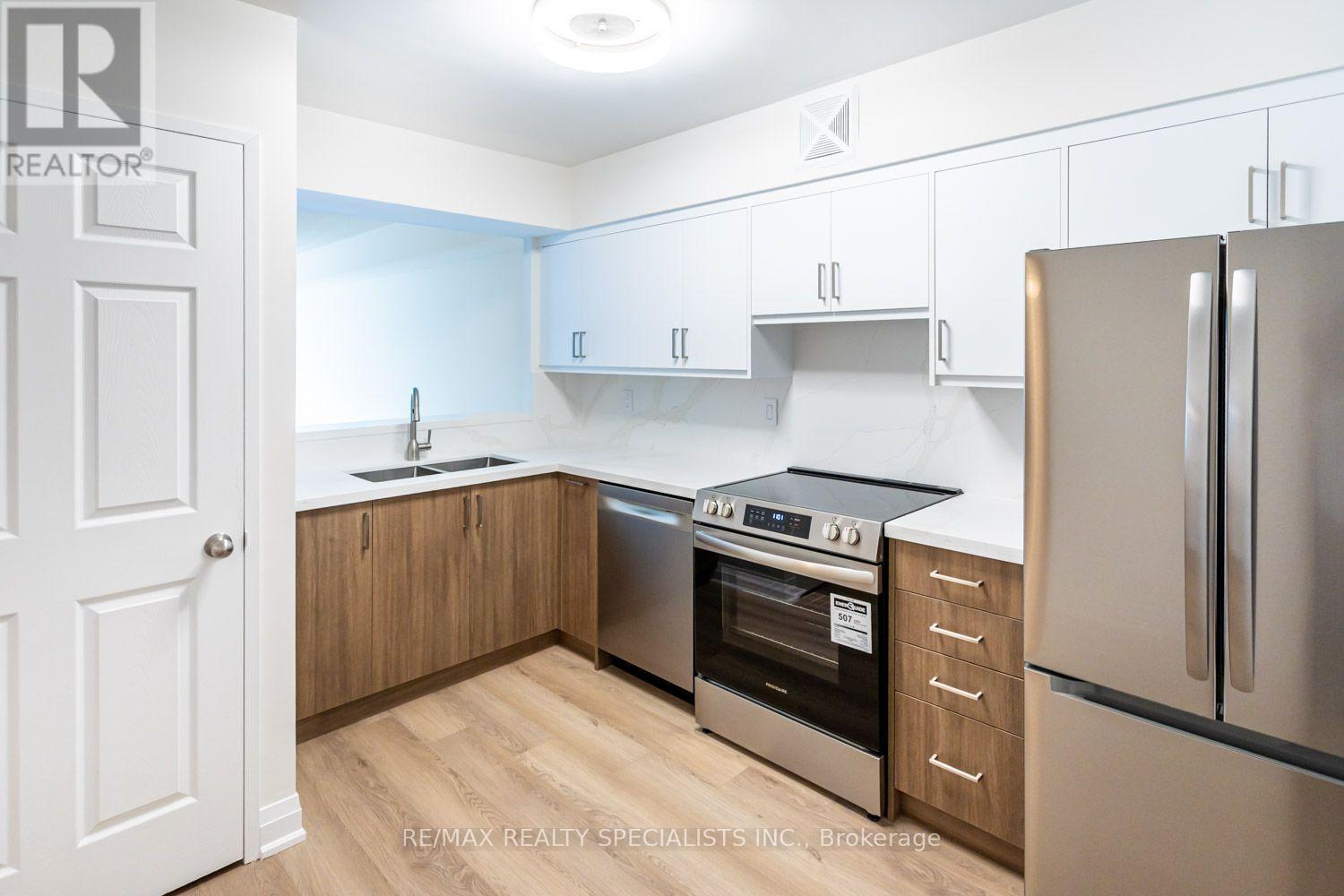 307 - 26 Hanover Road, Brampton, Ontario  L6S 4T2 - Photo 7 - W13813348