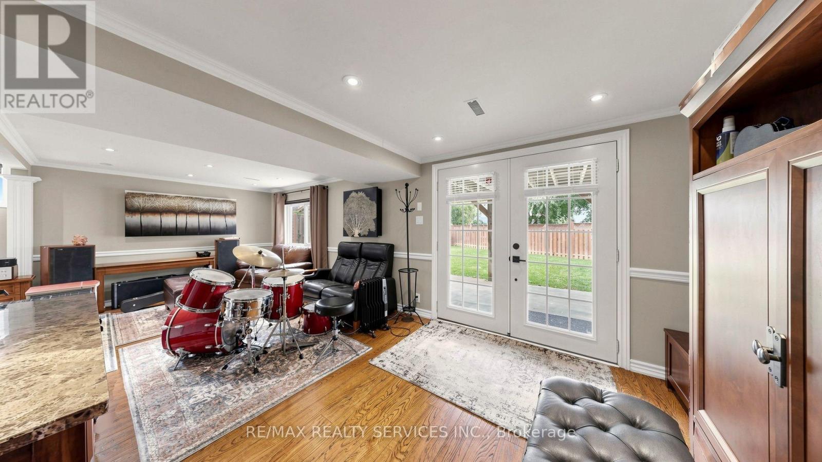 319 Dingle Court, Caledon, Ontario  L7E 4T2 - Photo 35 - W13813422