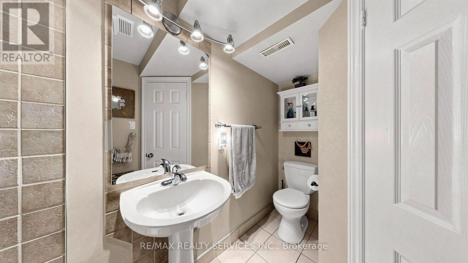 319 Dingle Court, Caledon, Ontario  L7E 4T2 - Photo 37 - W13813422