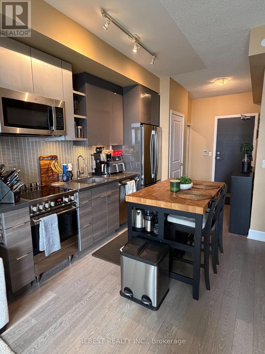3302 - 33 Shore Breeze Drive, Toronto, Ontario  M8V 0G1 - Photo 3 - W13813470