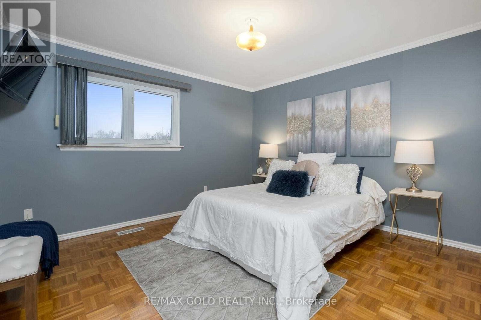 32 Glenforest Road, Brampton, Ontario  L6S 1K6 - Photo 12 - W13813496
