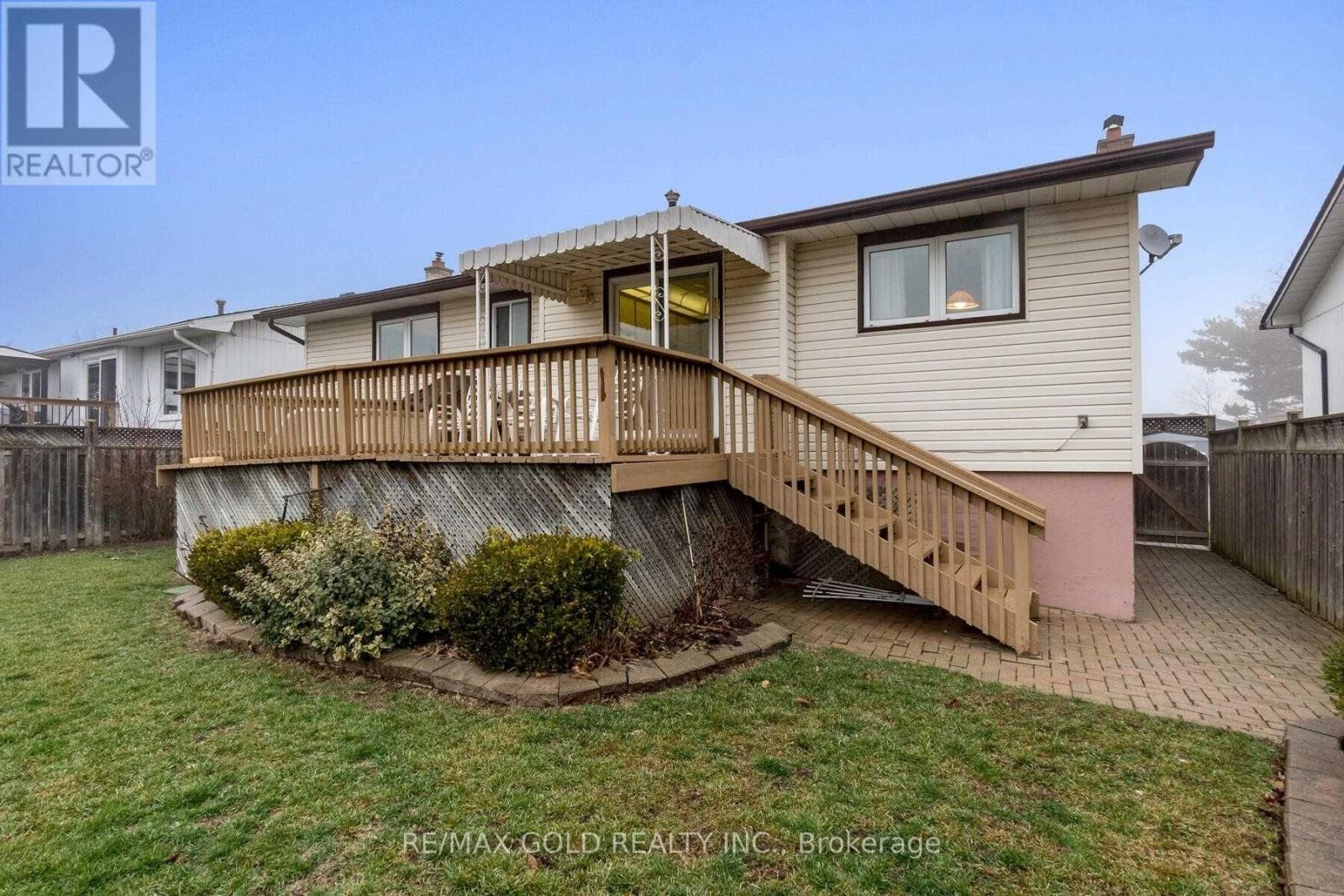 32 Glenforest Road, Brampton, Ontario  L6S 1K6 - Photo 18 - W13813496