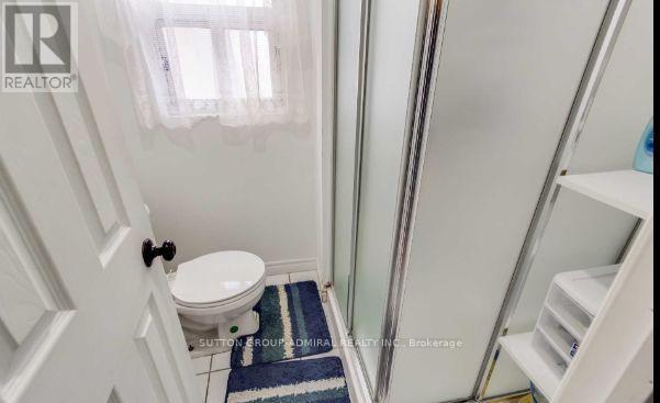 Upper - 2538 Weston Road, Toronto, Ontario  M9N 2A6 - Photo 4 - W13813498