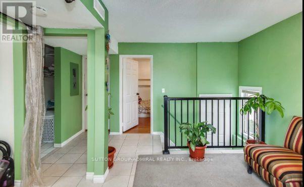 Upper - 2538 Weston Road, Toronto, Ontario  M9N 2A6 - Photo 7 - W13813498