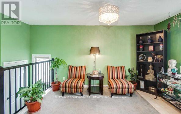 Upper - 2538 Weston Road, Toronto, Ontario  M9N 2A6 - Photo 8 - W13813498