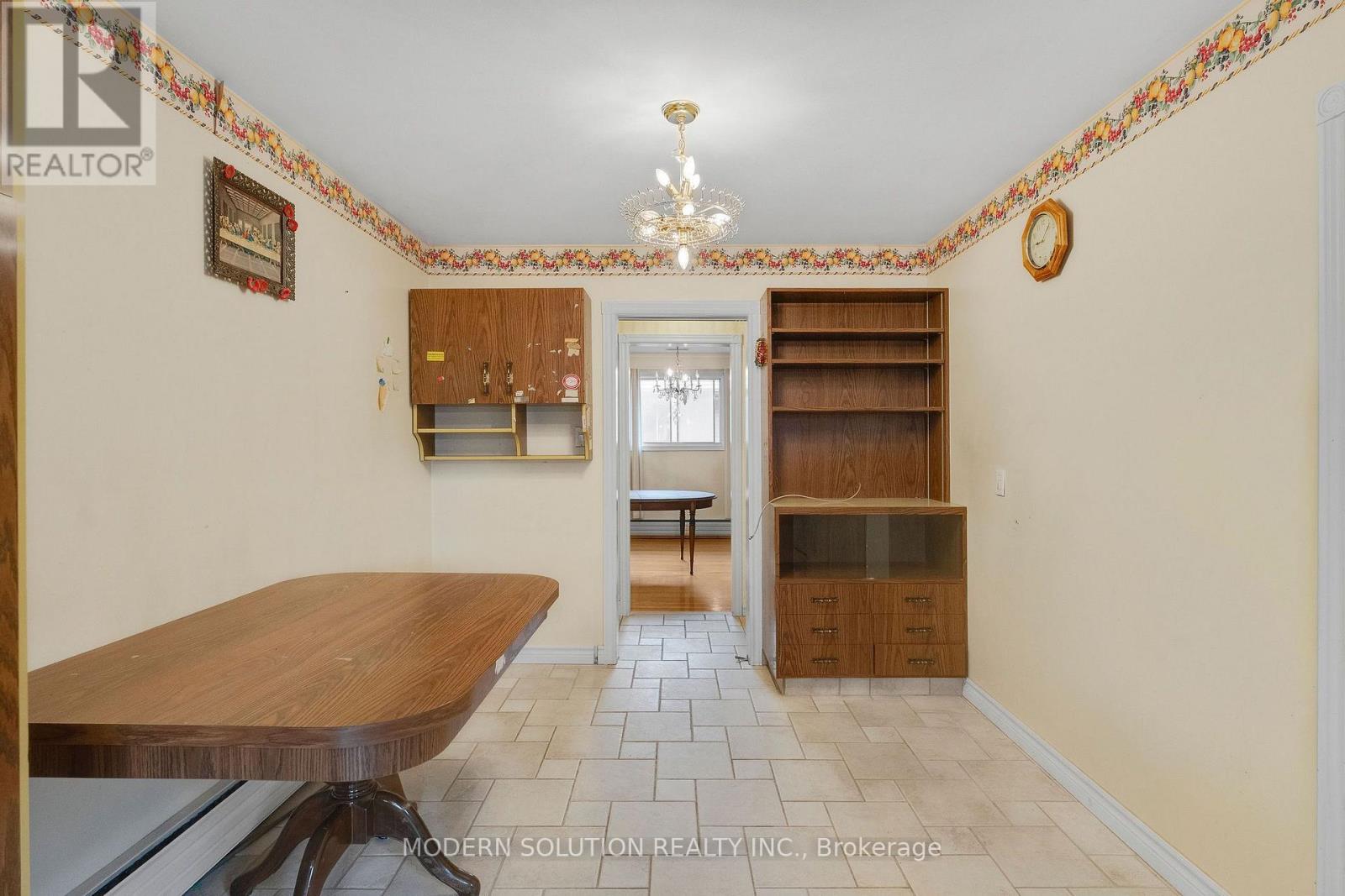 114 Elmcrest Road, Toronto, Ontario  M9C 3R9 - Photo 14 - W13813512