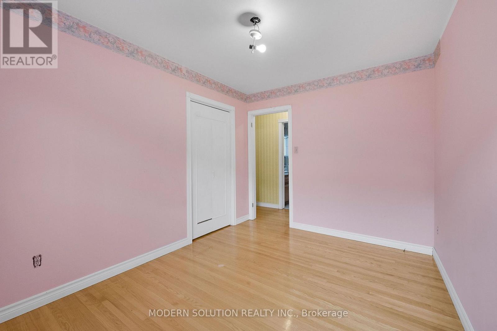 114 Elmcrest Road, Toronto, Ontario  M9C 3R9 - Photo 16 - W13813512