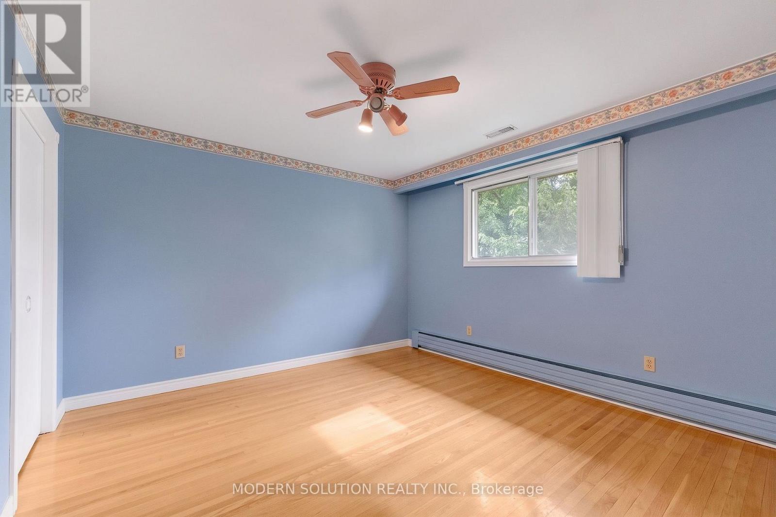 114 Elmcrest Road, Toronto, Ontario  M9C 3R9 - Photo 17 - W13813512