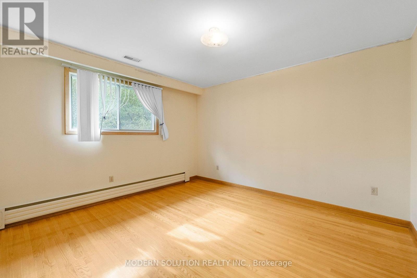 114 Elmcrest Road, Toronto, Ontario  M9C 3R9 - Photo 19 - W13813512