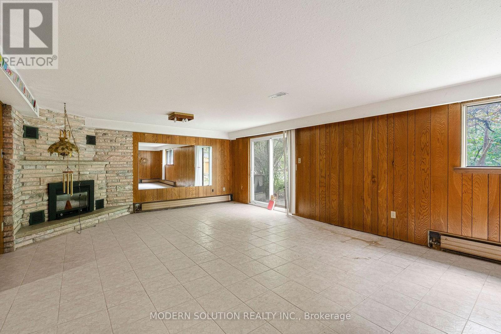 114 Elmcrest Road, Toronto, Ontario  M9C 3R9 - Photo 25 - W13813512