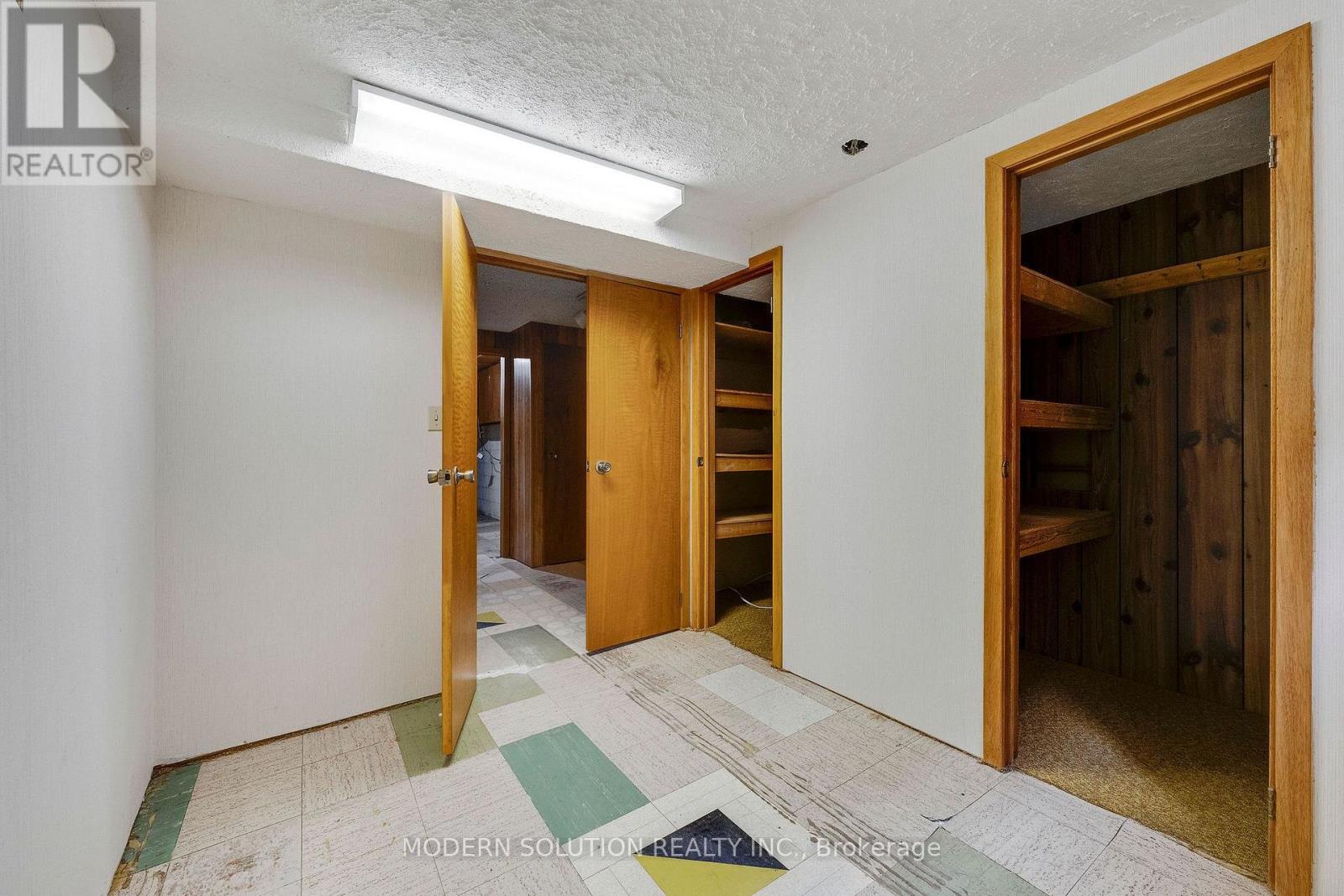 114 Elmcrest Road, Toronto, Ontario  M9C 3R9 - Photo 28 - W13813512