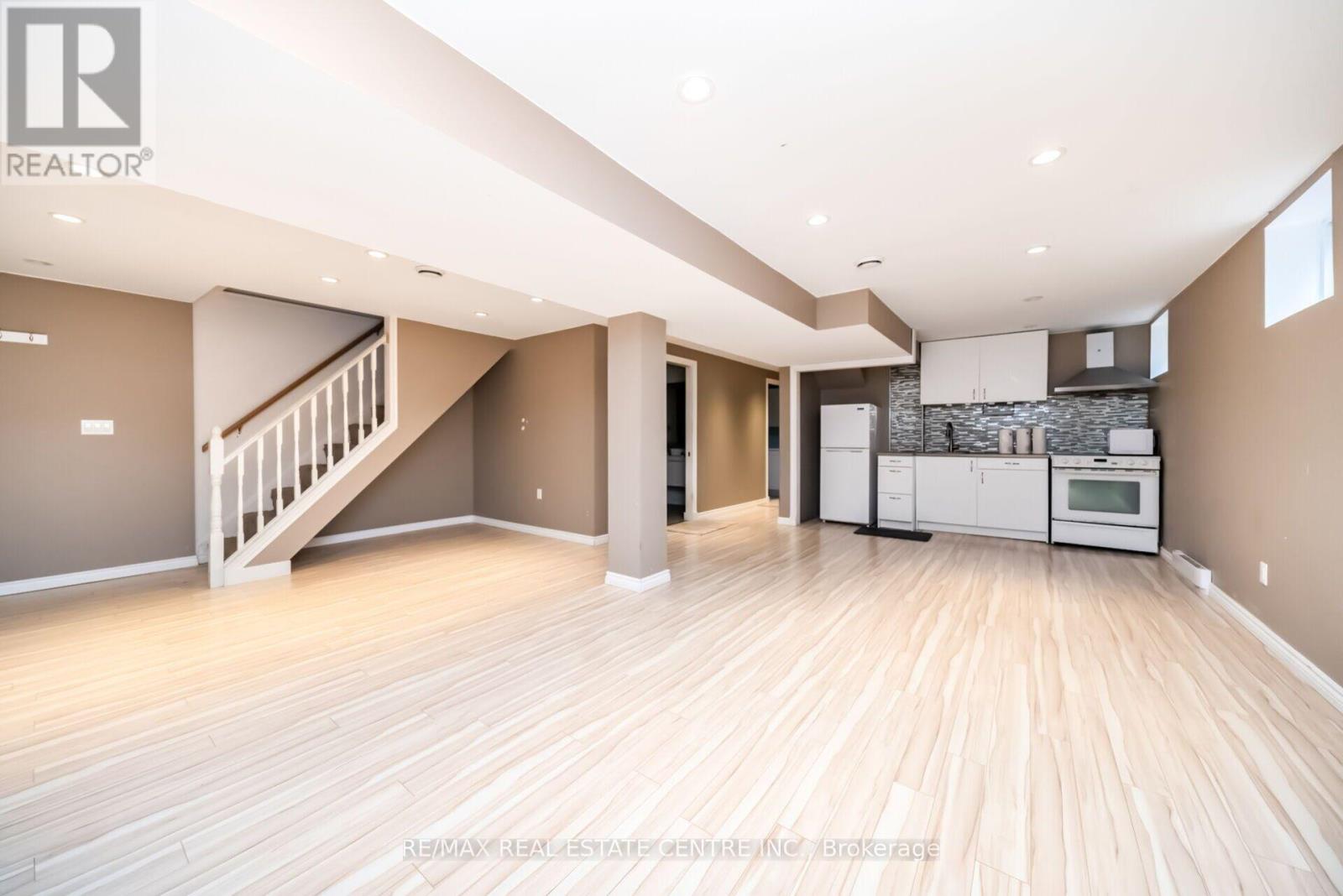 (Basement) - 126 Culham Street, Oakville, Ontario  L6H 1G5 - Photo 7 - W13813514