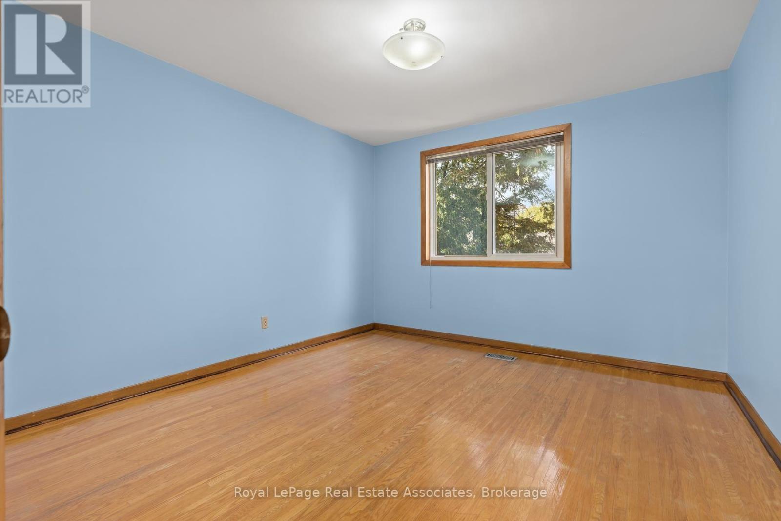 59 Alanmeade Crescent, Toronto, Ontario M9B 2H2 - Photo 22 - W13813540