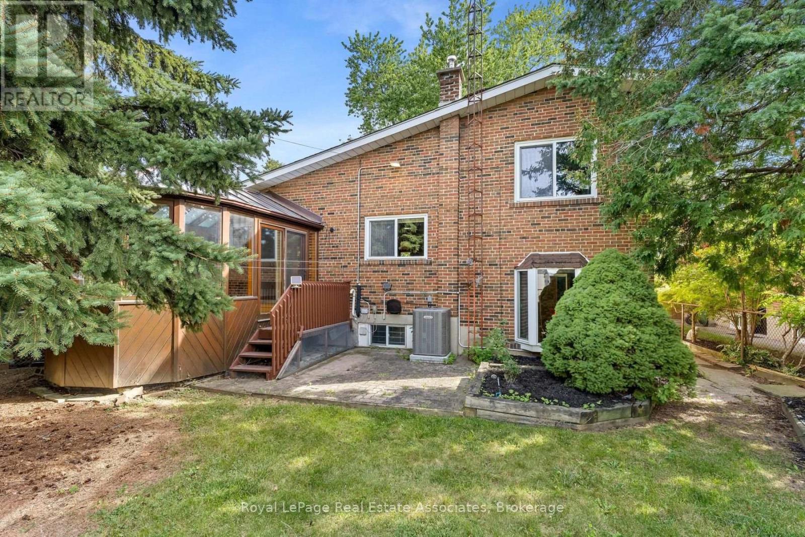 59 Alanmeade Crescent, Toronto, Ontario M9B 2H2 - Photo 35 - W13813540