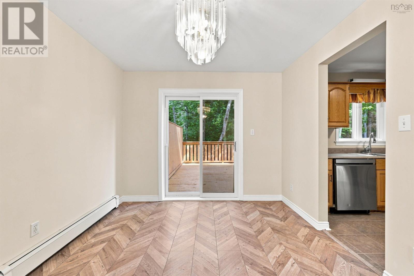 19 Remington Court photo 13