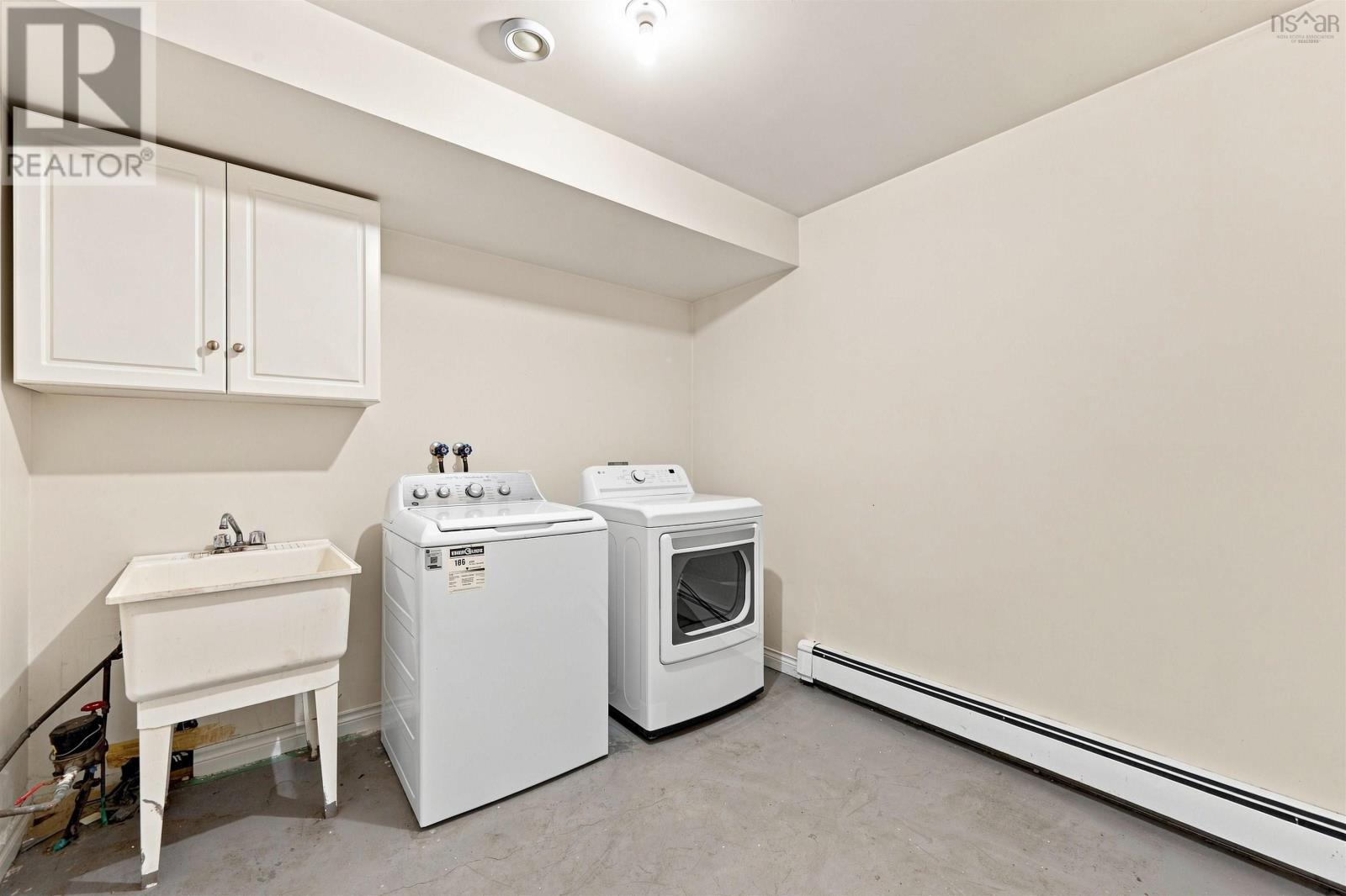 19 Remington Court photo 33
