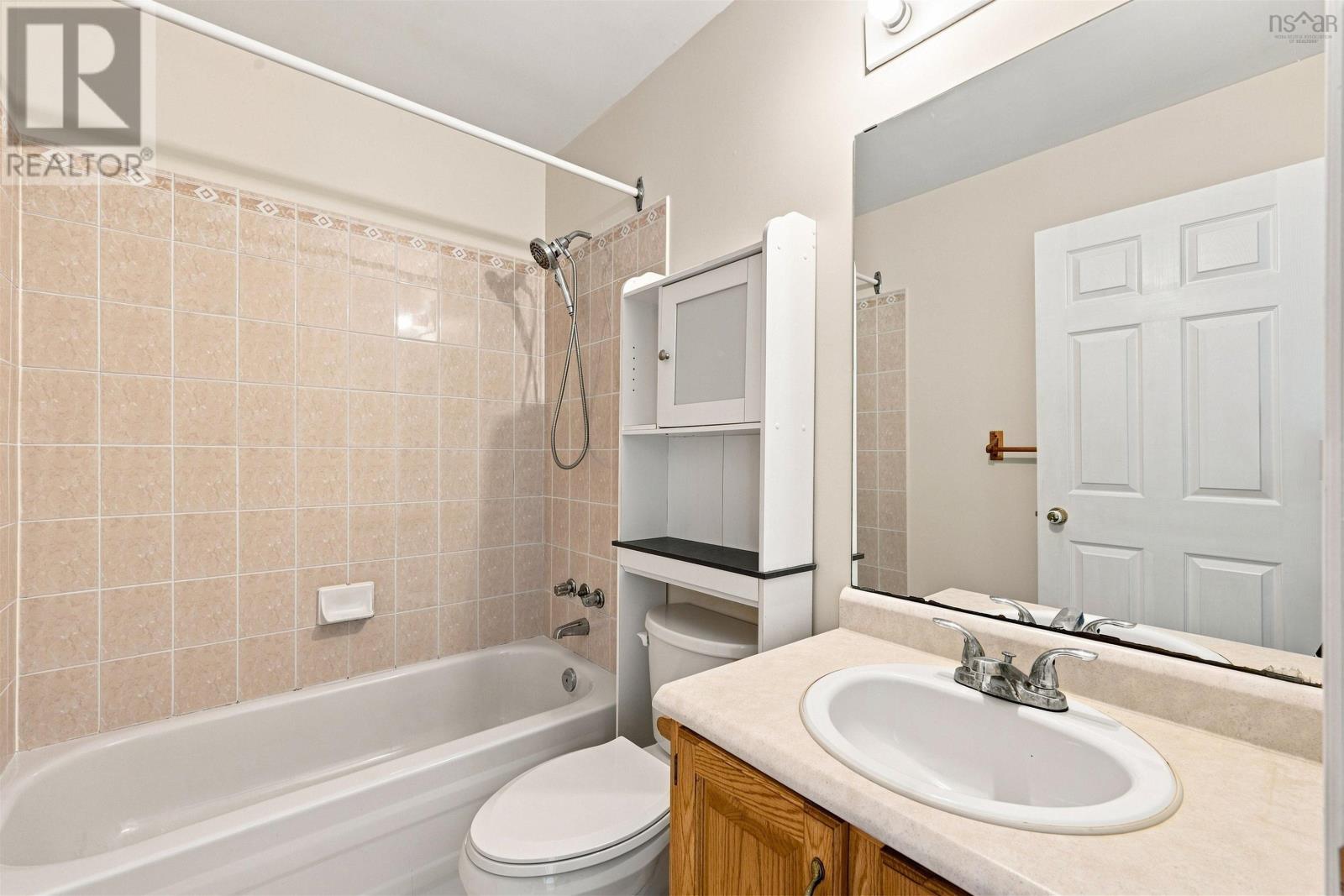 19 Remington Court photo 26