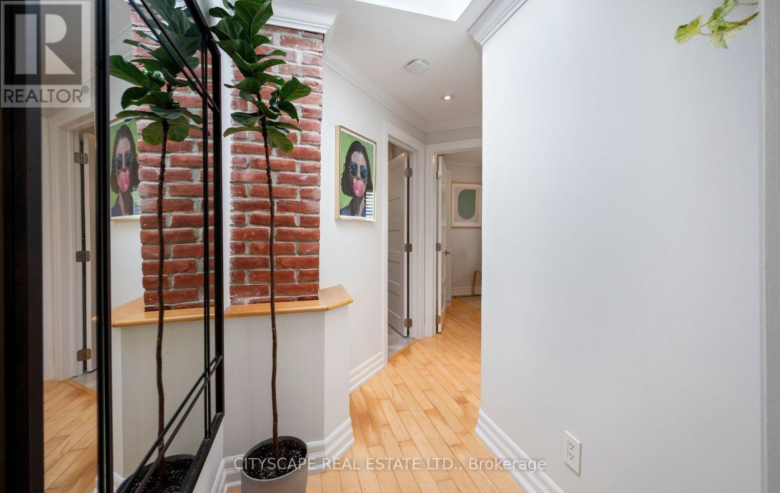 48 Golfview Avenue, Toronto, Ontario  M4E 2K1 - Photo 15 - E13809990