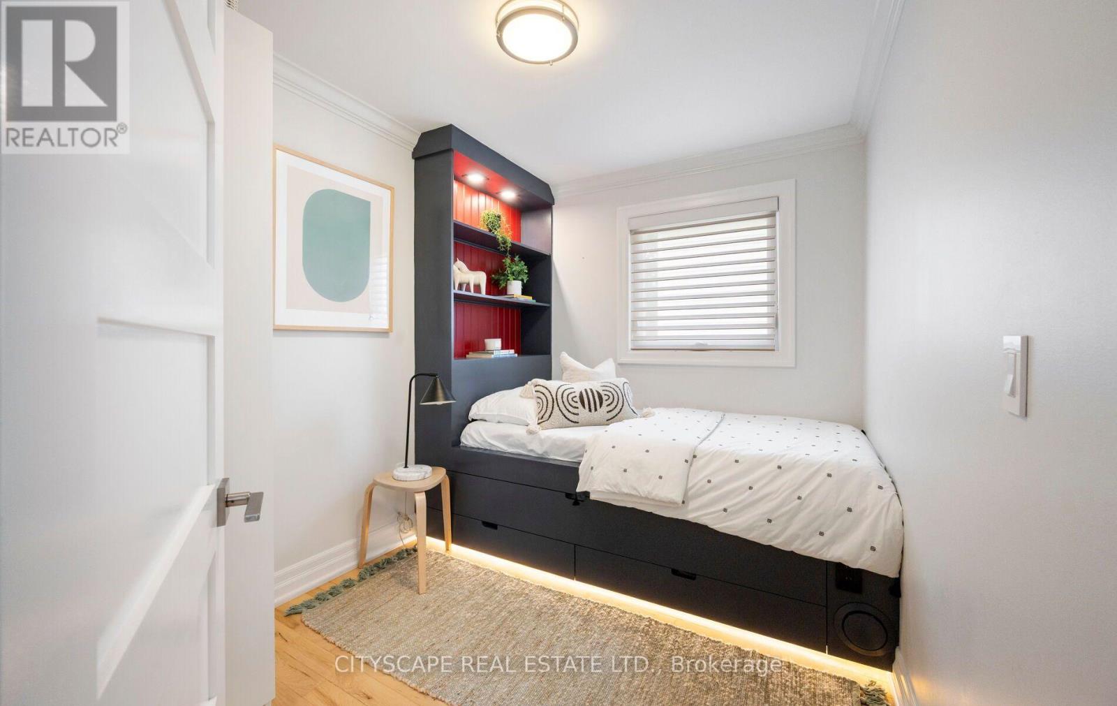 48 Golfview Avenue, Toronto, Ontario  M4E 2K1 - Photo 22 - E13809990