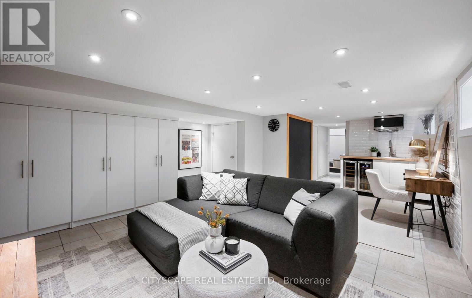 48 Golfview Avenue, Toronto, Ontario  M4E 2K1 - Photo 33 - E13809990