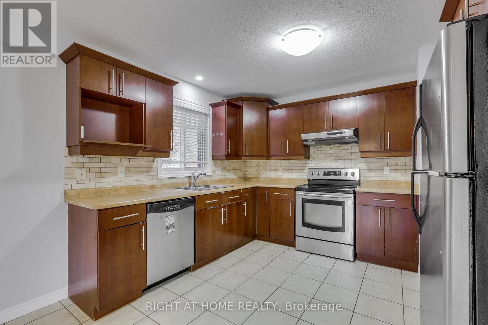 2206 Coronation Drive, London North, Ontario  N6G 0B9 - Photo 13 - X13813376