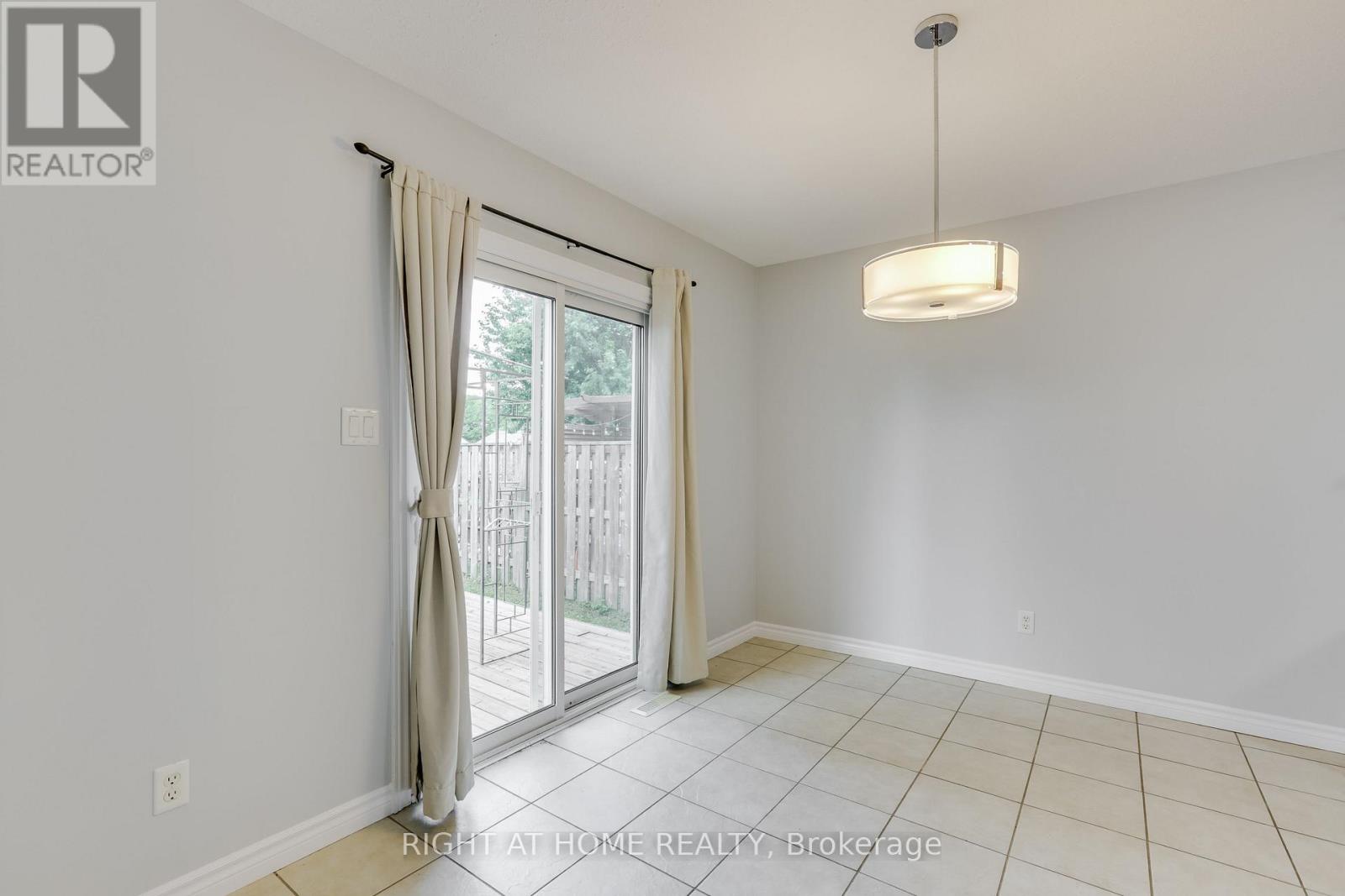 2206 Coronation Drive, London North, Ontario  N6G 0B9 - Photo 9 - X13813376