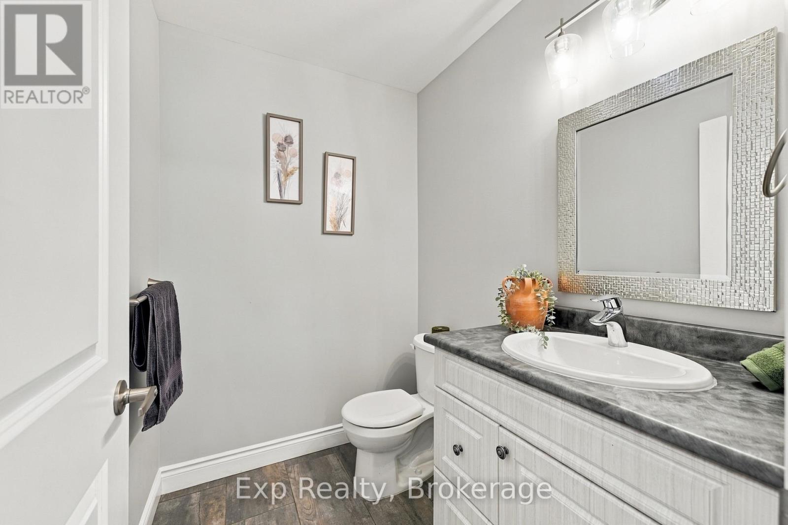 14 LEHTINEN CRESCENT photo 18