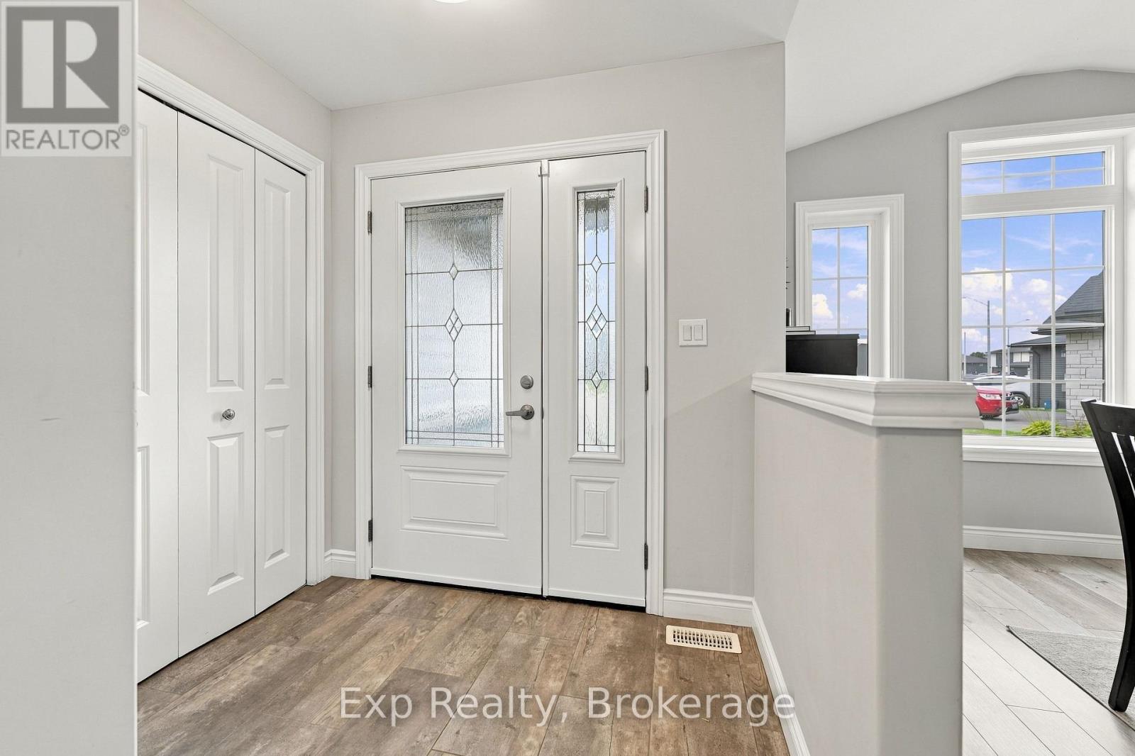 14 LEHTINEN CRESCENT photo 4