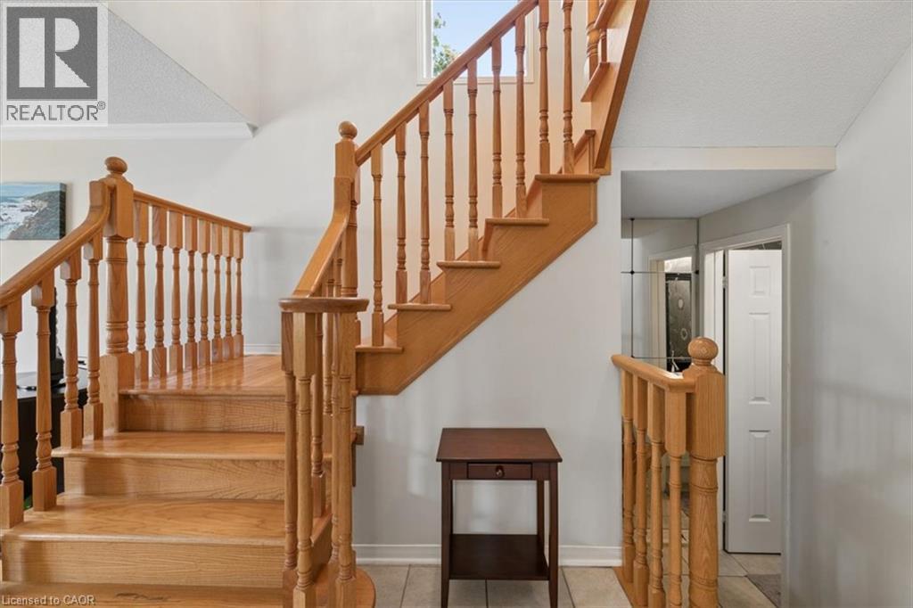 2524 Logan Avenue, Oakville, Ontario  L6H 6S2 - Photo 18 - 40864942