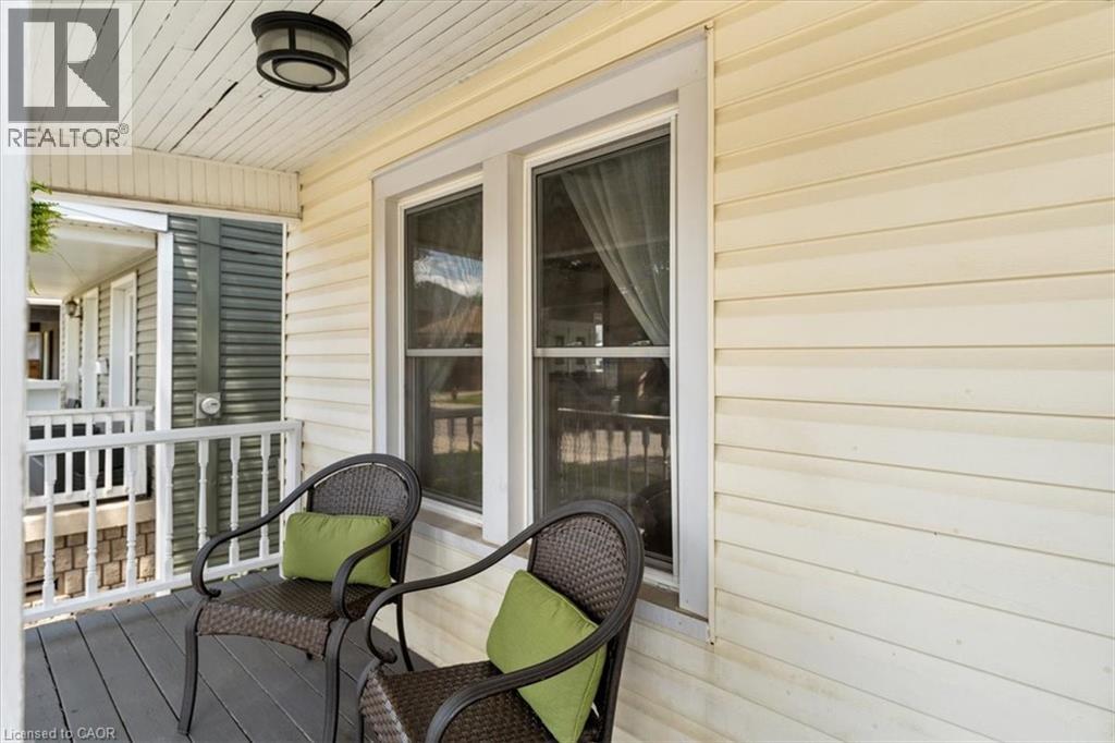 17 Craigmiller Avenue, Hamilton, Ontario  L8L 3H9 - Photo 2 - 40836803