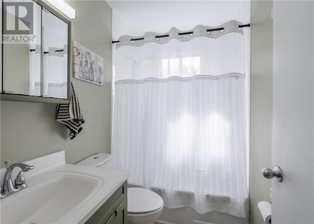 4 Campbell Street, Onaping, Ontario  P0M 2R0 - Photo 14 - 2130496