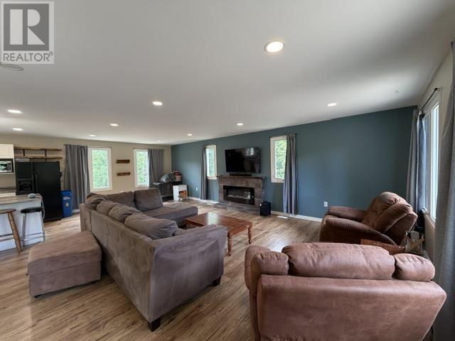 1049 Allen Side Rd, Sault Ste. Marie, Ontario  P6A 5K8 - Photo 7 - SM261547
