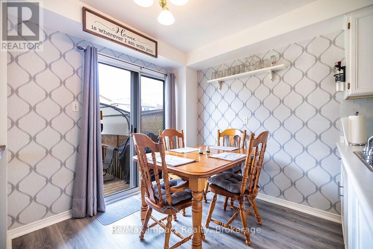 122 Wright Crescent, Ajax, Ontario  L1S 6X7 - Photo 11 - E13813644