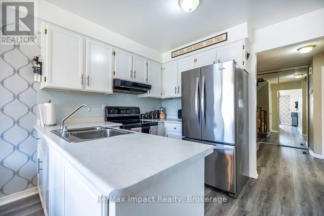 122 Wright Crescent, Ajax, Ontario  L1S 6X7 - Photo 13 - E13813644