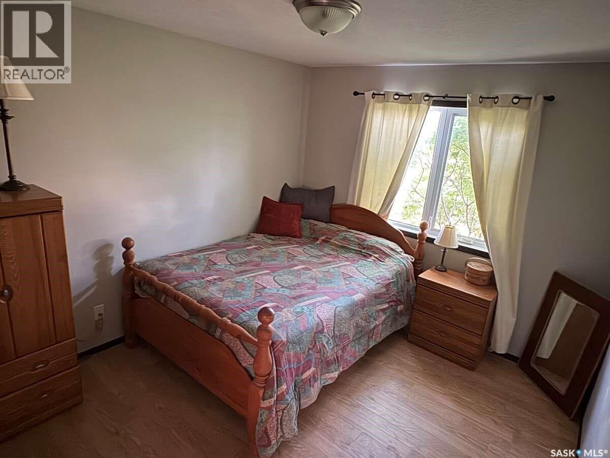 113 Basken STREET photo 20