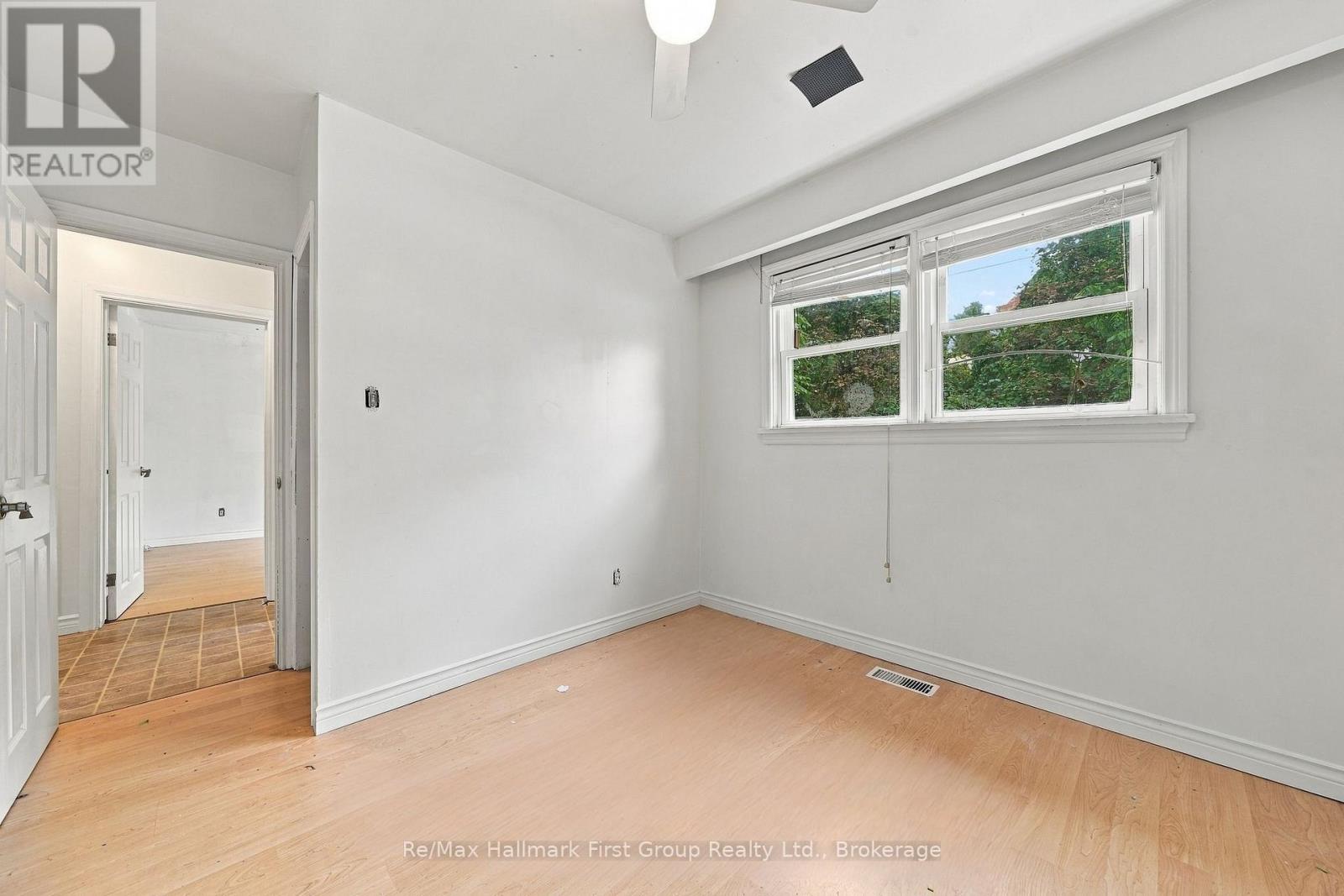 31 First Avenue, Quinte West, Ontario  K8V 4C2 - Photo 18 - X13813662