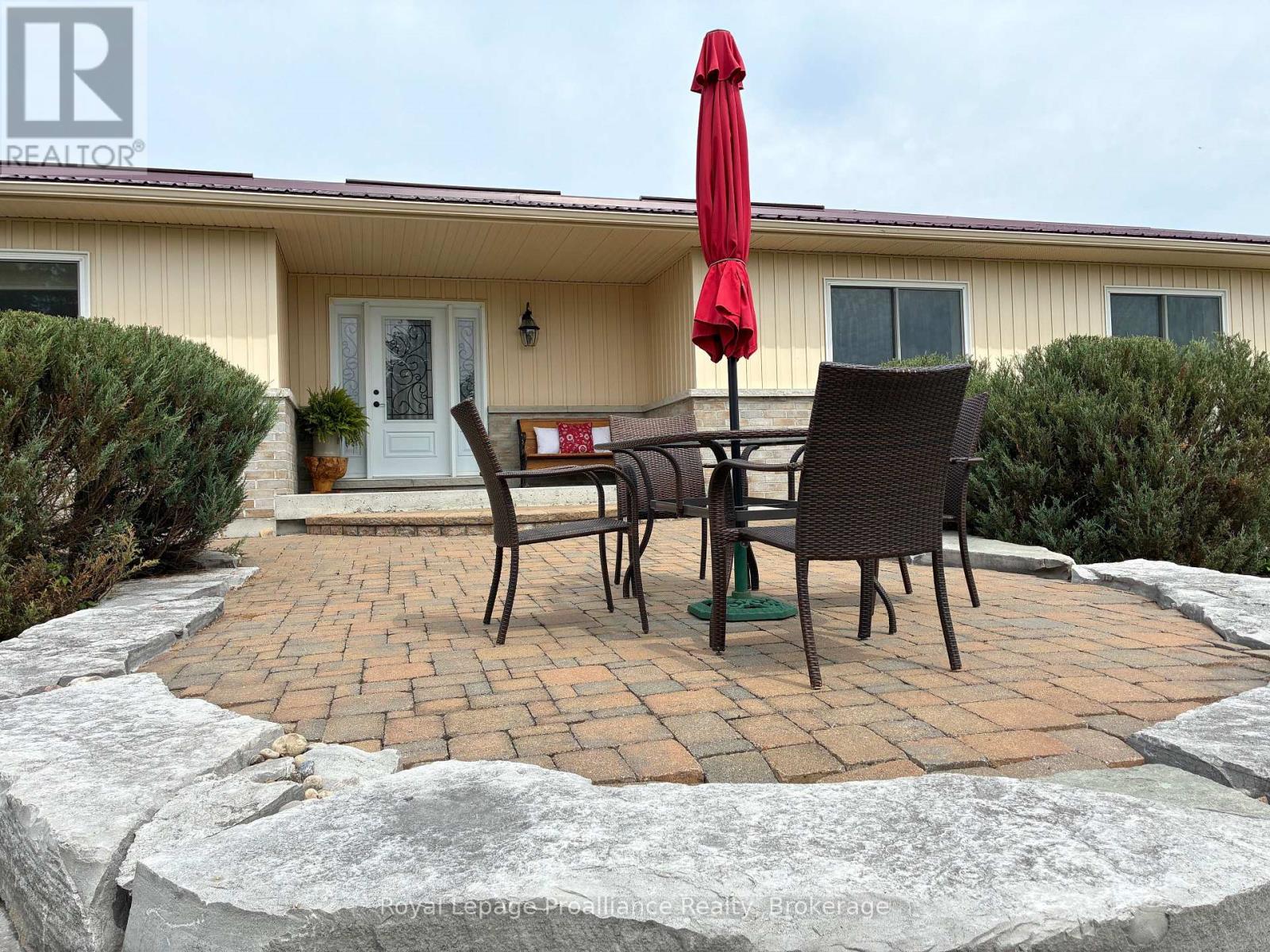 254 Airport Road, Quinte West, Ontario  K0K 3E0 - Photo 33 - X13813750