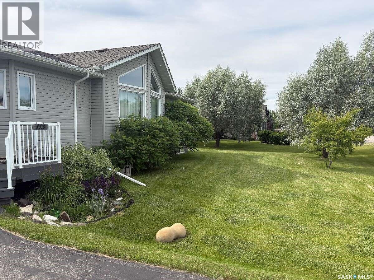 113 Basken STREET photo 3