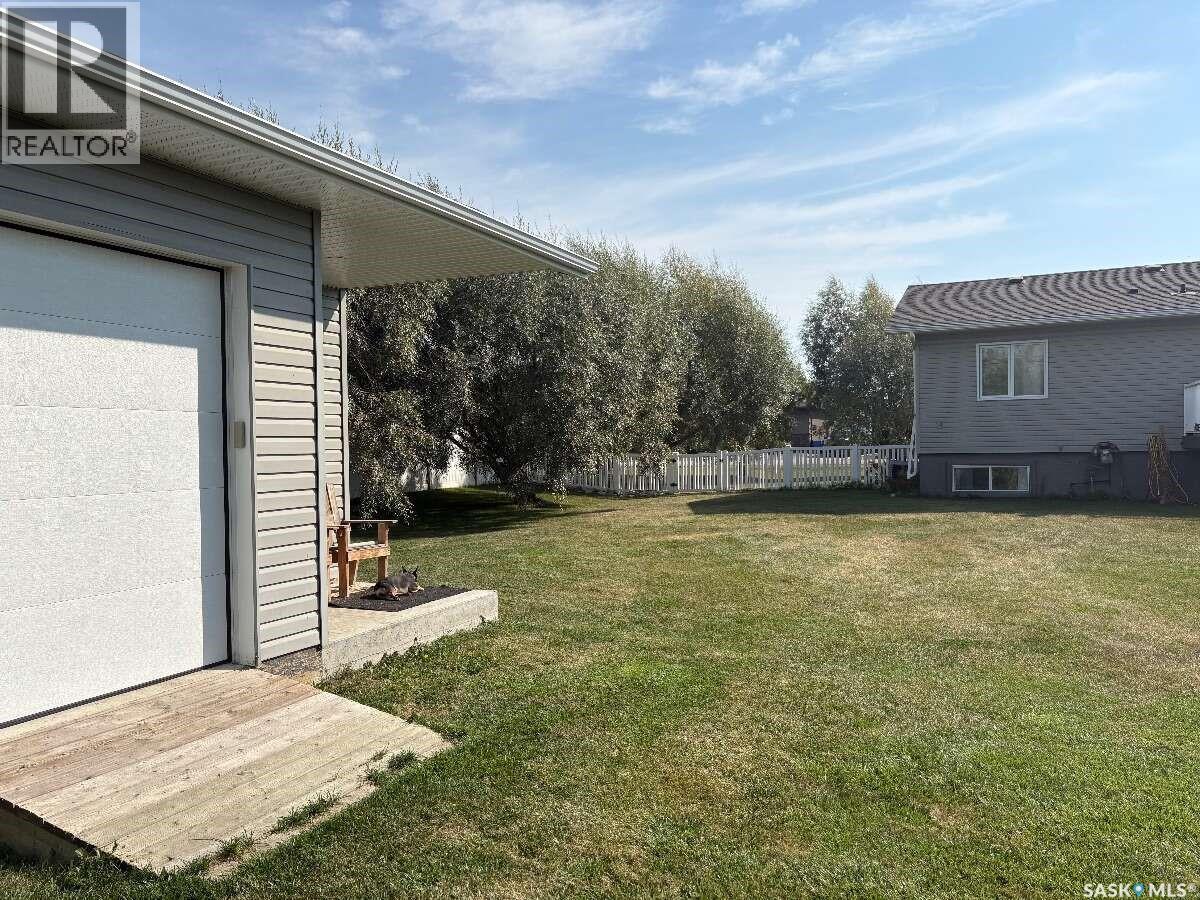 113 Basken STREET photo 39