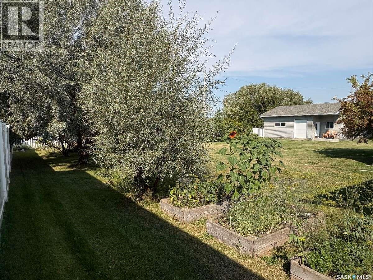113 Basken STREET photo 49