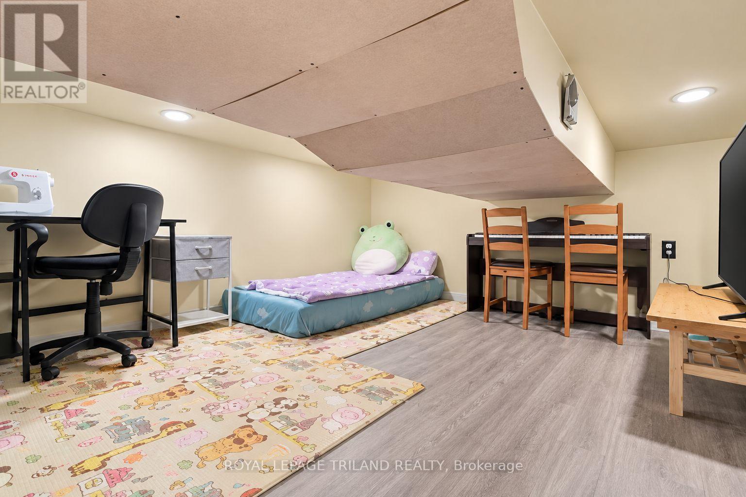 438 Magnolia Crescent, London East, Ontario  N5Y 4S9 - Photo 32 - X13813664
